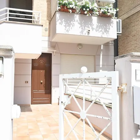 P109 - Porto Recanati, Trilocale In Centro E Vicino Al Mare Διαμέρισμα
