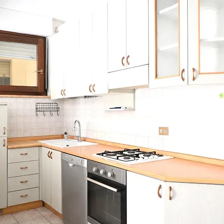 P109 - Porto Recanati, Trilocale In Centro E Vicino Al Mare Διαμέρισμα