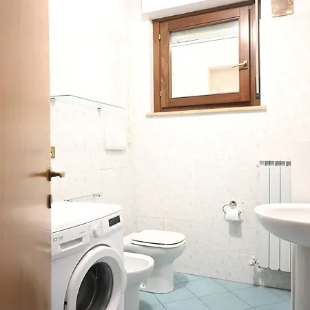 P109 - Porto Recanati, Trilocale In Centro E Vicino Al Mare *